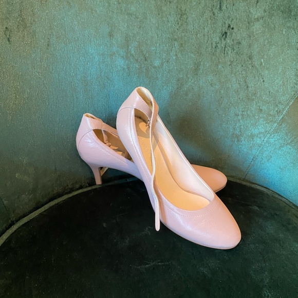 NINE WEST beige shoes - Picture 3 of 5